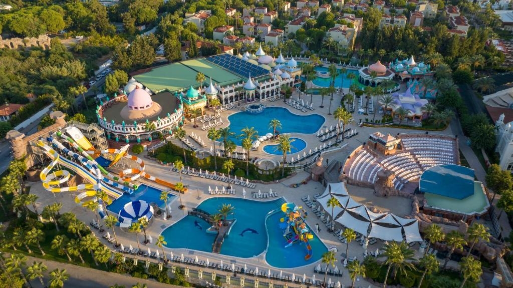 Hotel Kamelya Aishen Club