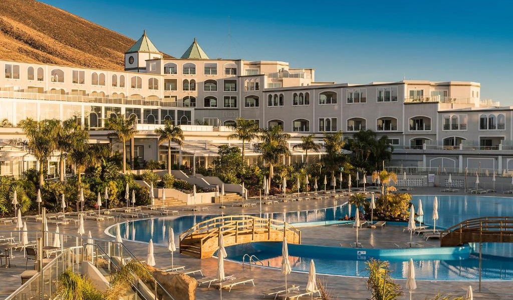 Royal Palm Resort & Spa