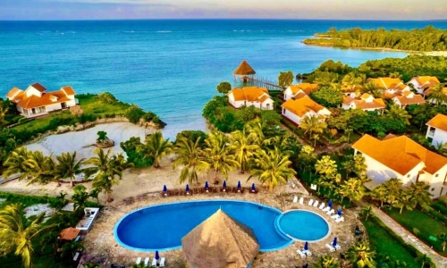 Azao Resort and Spa, karpaten.ro