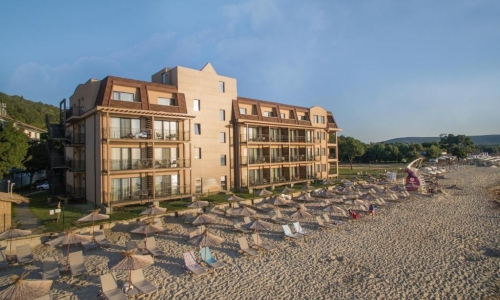Effect Algara Beach Resort, karpaten.ro