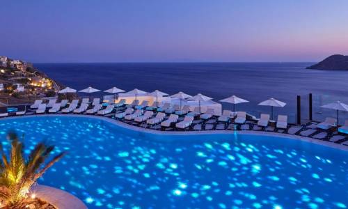 Royal Myconian Resort, karpaten.ro