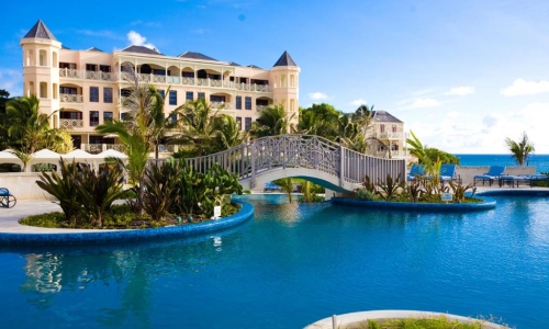 The Crane Resort, karpaten.ro