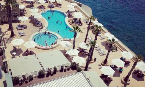 Cavalieri Art Hotel, karpaten.ro