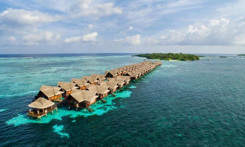 Adaaran Select Huduran Fushi Resort, karpaten.ro