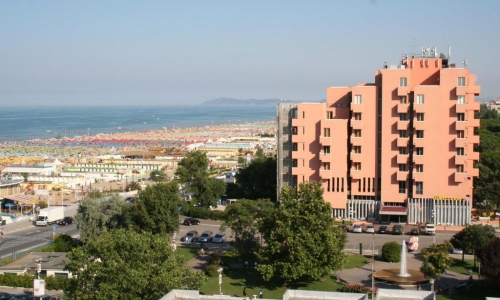 Hotel Bellevue, karpaten.ro