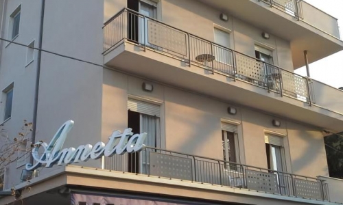 Hotel Annetta, karpaten.ro