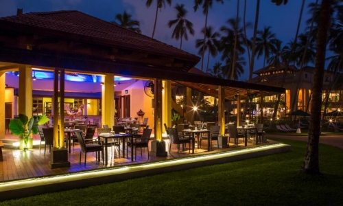 Royal Palms Beach Hotel, karpaten.ro