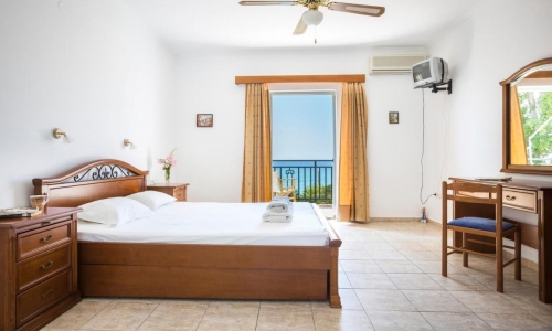 Stefanos Studios, karpaten.ro