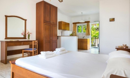 Stefanos Studios, karpaten.ro, 2