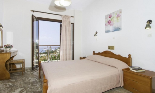 Hotel Karavados Beach, karpaten.ro, 2