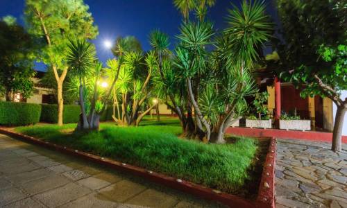 Alykes Park Bungalows & Apts, karpaten.ro