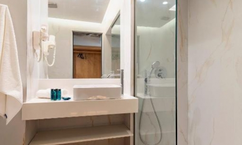 Acandia Hotel, karpaten.ro, 2