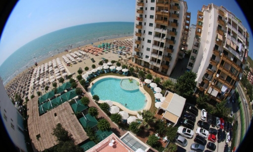 Hotel Bel Conti, karpaten.ro