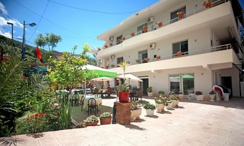 Hotel Nika, karpaten.ro