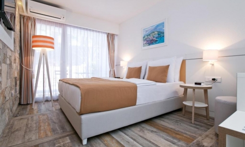 Hotel Castellastva, karpaten.ro, 2