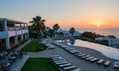 Theo Sunset Bay Hotel, karpaten.ro, 2