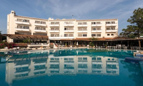 Paphos Gardens Holiday Resort, karpaten.ro