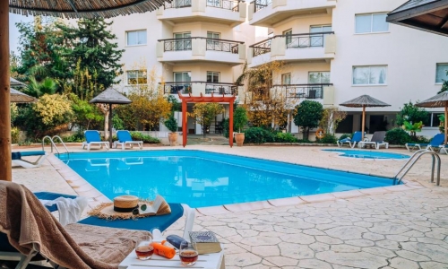 Artemis Cynthia Holiday Apartment, karpaten.ro