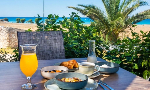 Hotel Nirvana Beach, karpaten.ro