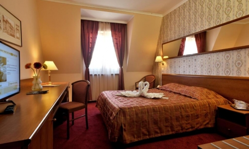 Hotel Brasov, karpaten.ro, 2