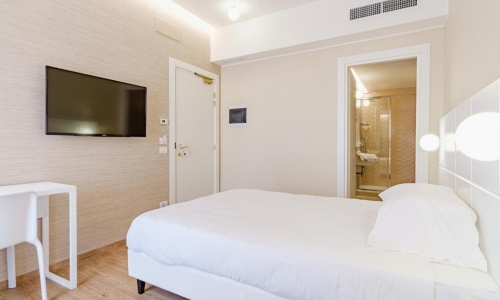 Boston Hotel, karpaten.ro, 2