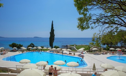 Hotel Astarea, karpaten.ro