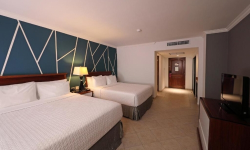 Crowne Plaza Panama, karpaten.ro, 2