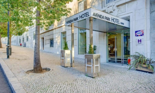 Hotel Avenida Park, karpaten.ro