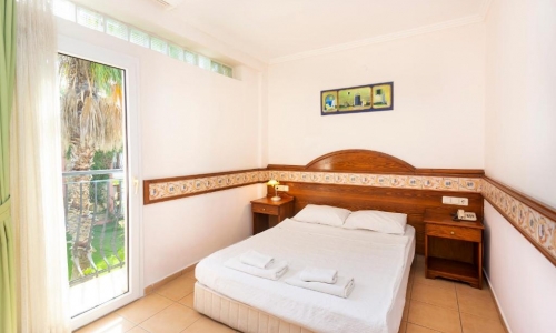 Kriss Hotel Bodrum, karpaten.ro, 2