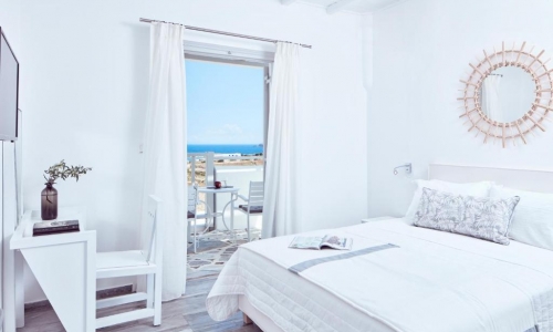 Mr and Mrs White Paros, karpaten.ro, 2