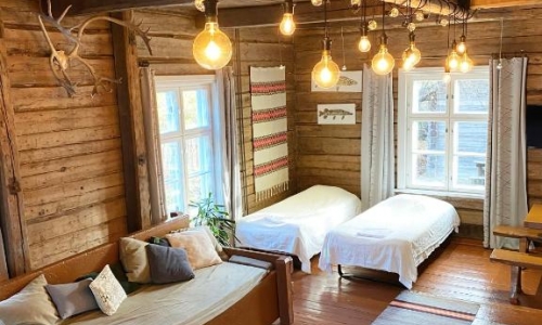 LAURI Historical Log House Manor, karpaten.ro, 2
