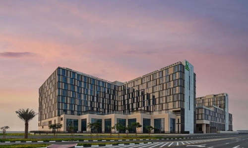 Hotel Holiday Inn Dubai Al-Maktoum Airport, an IHG, karpaten.ro
