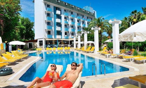 Hotel Club Aqua Plaza, karpaten.ro