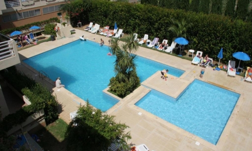 Hotel Residence Buganvillea, karpaten.ro