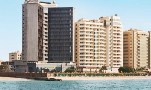 Hotel Wyndham Garden Ajman Corniche, karpaten.ro