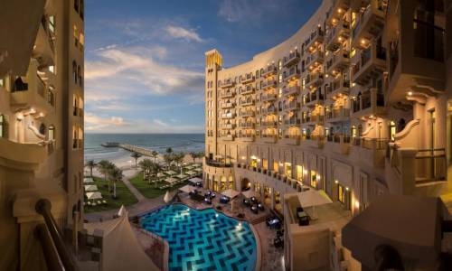 Hotel Bahi Ajman Palace, karpaten.ro