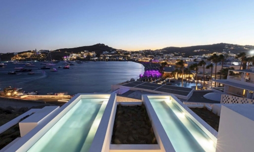 CUBIC Mykonos Seafront Design Suites, karpaten.ro