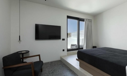 CUBIC Mykonos Seafront Design Suites, karpaten.ro, 2