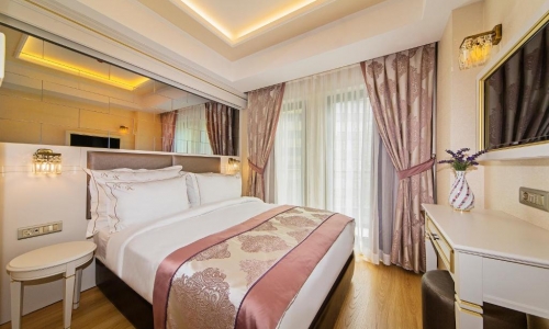 Grand Naki Hotel, karpaten.ro, 2