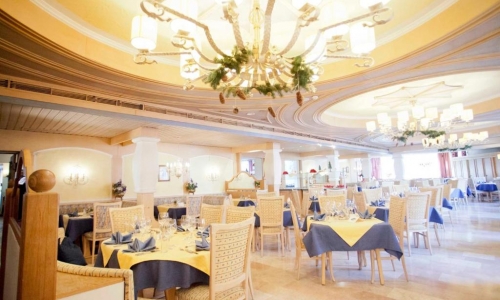 Hotel Schutthof, karpaten.ro, 2
