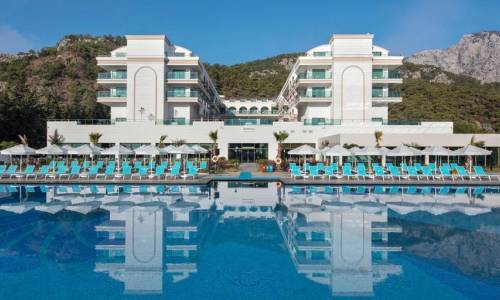 Hotel Dosinia Luxury Resort, karpaten.ro