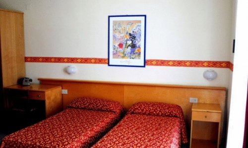 Hotel Villa Athena, karpaten.ro, 2