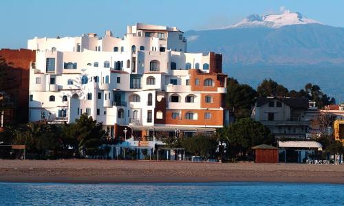Hotel Sporting Baia, karpaten.ro