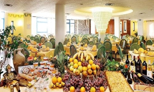 Hotel Sporting Baia, karpaten.ro, 2