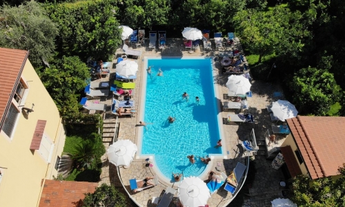 Hotel Tourist, karpaten.ro