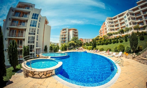 Crown Fort Club Apartaments, karpaten.ro