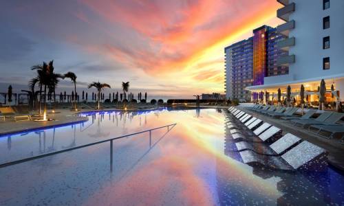 Hard Rock Hotel Tenerife, karpaten.ro
