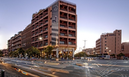 La Renaissance Hotel, karpaten.ro