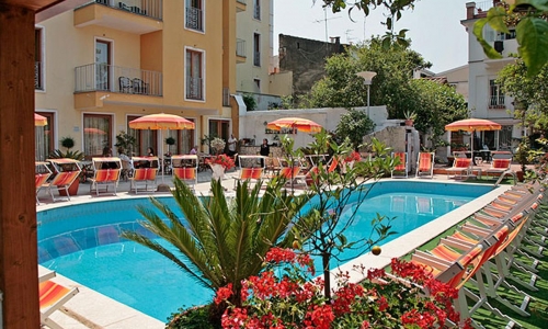 Hotel Albatros, karpaten.ro