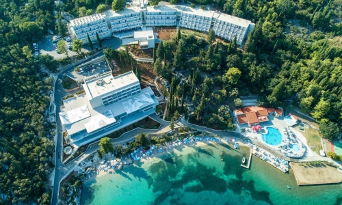 Hotel Osmine, karpaten.ro